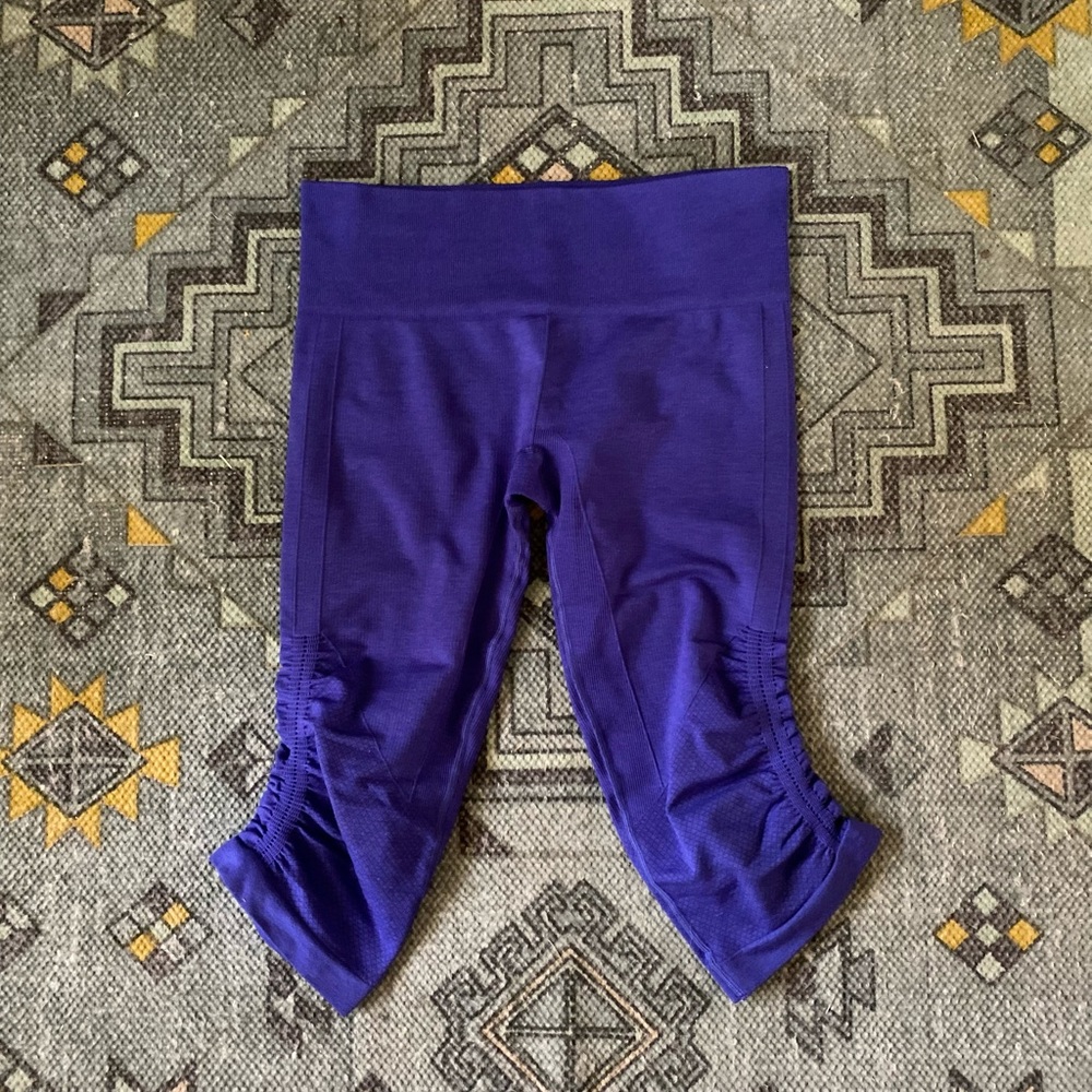 Lululemon cropped leggings